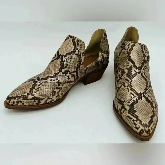 CHINESE LAUNDRY | Fortune Ankle Boot | Tan + Metallic Snake | NWT 9 - Picture 6 of 12